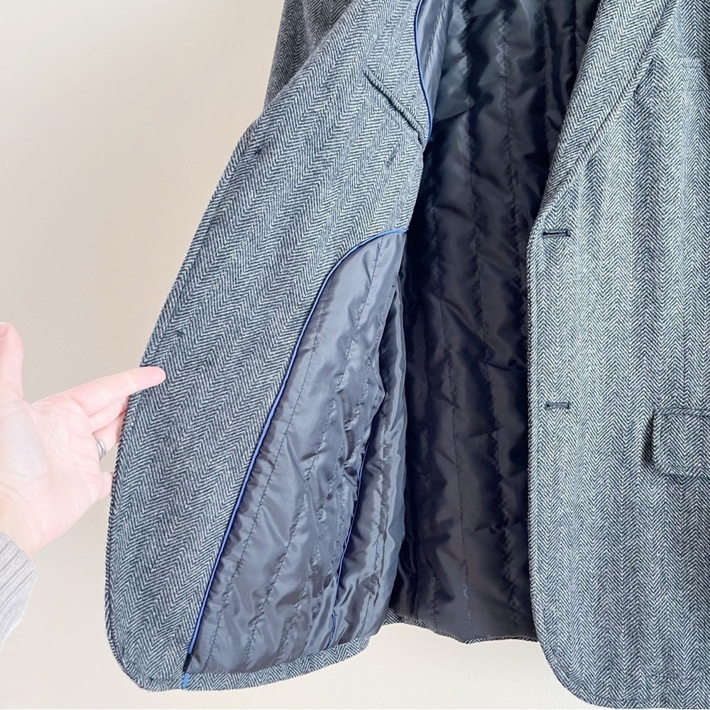 Tommy Hilfiger Slim Fit Wool Blend‎ Herringbone Insulated Jacket in Grey, Large - Picture 8 of 10